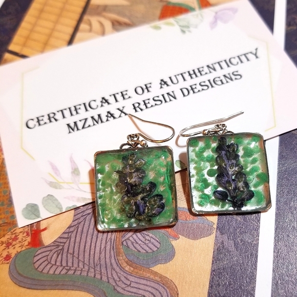 MzMax Resin Designs Natural Purple Lavender Earrings - Picture 3 of 8